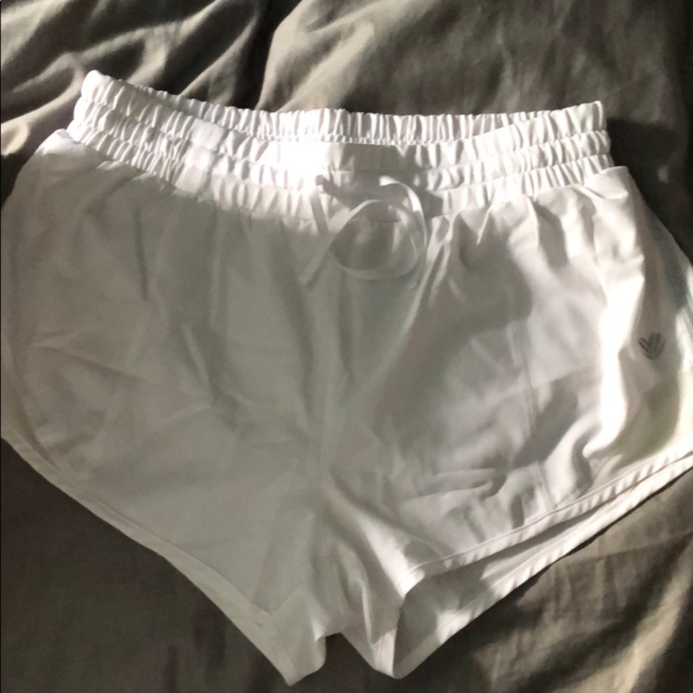 Running shorts